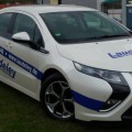 24.04.2012: Laudeley fährt kostenfrei Auto, mit dem Opel Ampera