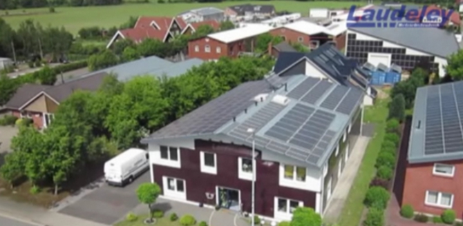 30.07.2012: Laudeley sorgt im Gewerbegebiet Ritterhude für 1,2 Millionen Kilowattstunden Solarstrom